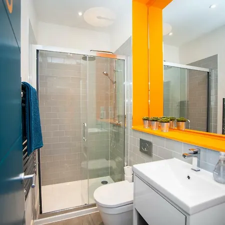 Higgihaus@century Place Apartment Bristol